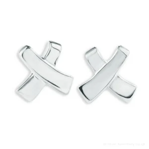Silver Kiss Stud Earrings