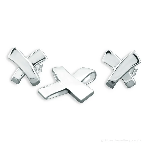 Silver Kiss Pendant, TJ3829P