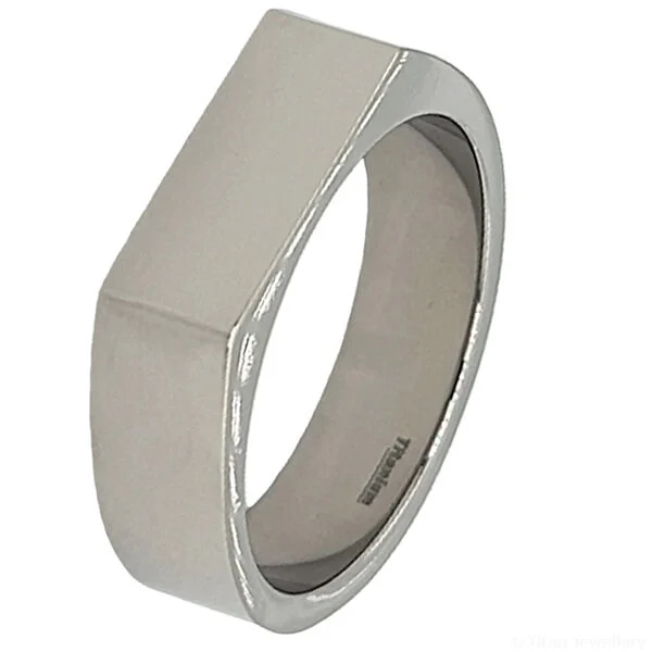 6mm Titanium Signet Ring