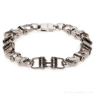 Shackle Link Titanium Bracelet