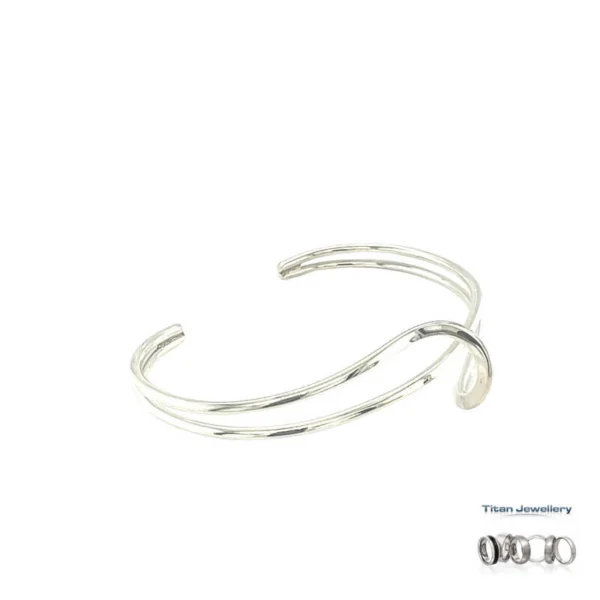 Elegant Silver Twist Bangle (image 5)